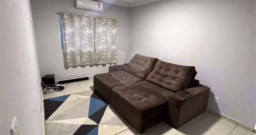 Casa com 3 quartos à venda na Rua Romano Luiz Barbugiani, Jardim Marilu, Bauru