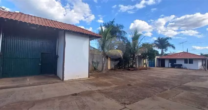 Chácara / sítio com 2 quartos à venda no Condomínio Vargem Limpa, Bauru 
