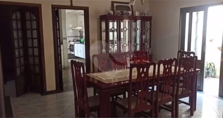 Sobrado com 3 dormitórios à venda, 369 m² por r$ 800.000,00 - vila são joão da boa vista - bauru/sp