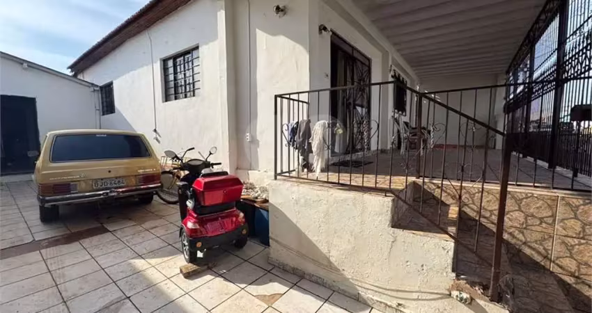 Casa com 3 quartos à venda na Rua Princesa Isabel, Vila Becheli, Bauru