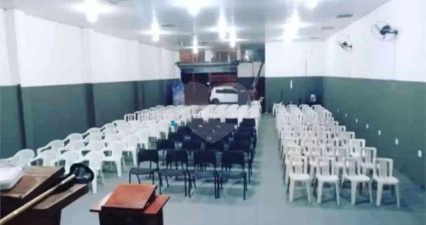 Barracão / Galpão / Depósito à venda na Rua Luciene Avallone, Parque Jaraguá, Bauru