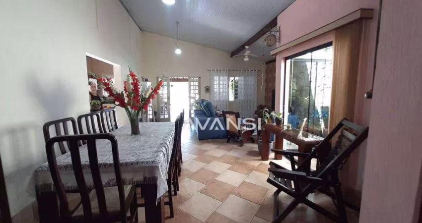 Chácara com 3 dormitórios à venda, 650 m² por R$ 901.000,00 - Centro - Nova Odessa/SP
