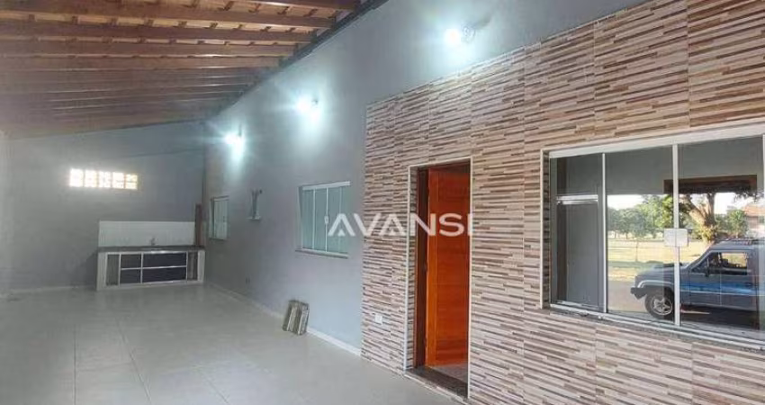 Casa com 2 dormitórios à venda, 148 m² por R$ 650.000,00 - Jardim Pântano - Santa Bárbara D'Oeste/SP
