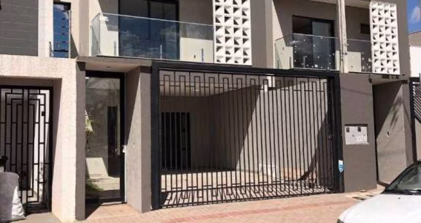 Sobrado com 3 dormitórios à venda, 151 m² por R$ 820.000,00 - Tropical 3 - Cascavel/PR
