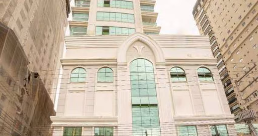Apartamento com 4 dormitórios à venda por R$ 3.950.000,00 - Meia Praia - Itapema/SC