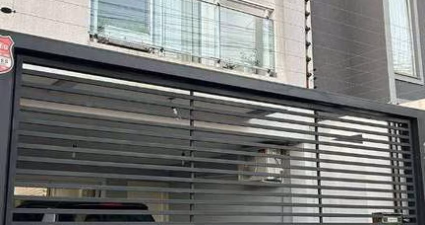 Sobrado com 3 dormitórios à venda, 153 m² por R$ 800.000,00 - Neva - Cascavel/PR