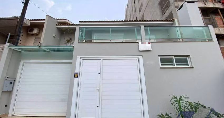 Sobrado com 3 dormitórios para alugar, 132 m² por R$ 5.500,00/mês - Tropical  - Cascavel/PR