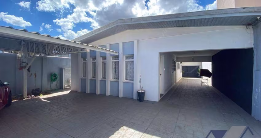 Casa com 3 dormitórios para alugar por R$ 6.500,00/mês - Vila Tolentino - Cascavel/PR