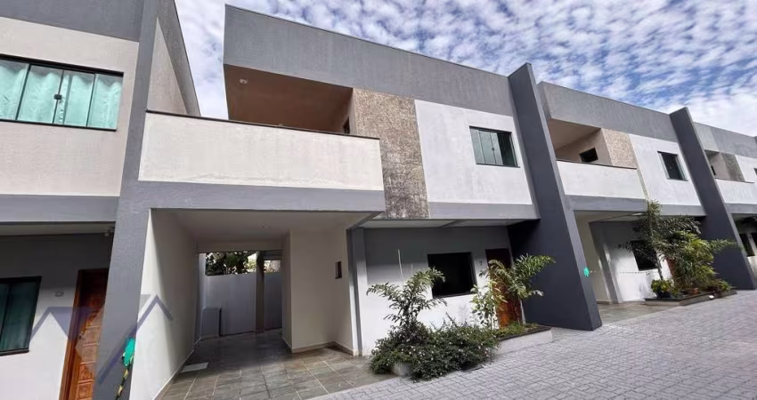 Sobrado com 3 dormitórios à venda, 129 m² por R$ 559.000,00 - Santa Felicidade - Cascavel/PR