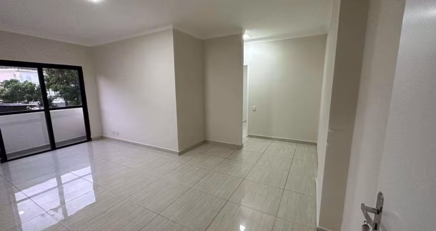 MACUCO- APARTAMENTO DOIS DORMITÓRIOS-DEP-FRENTE-SACADA-VAGA DEMARCADA- REF 2144