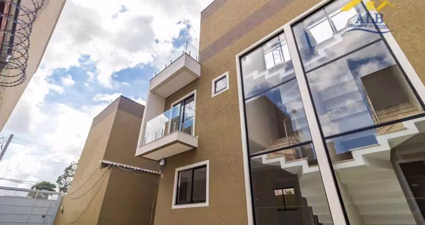 Sobrado com 3 dormitórios à venda, 104 m² por R$ 759.000 - Uberaba - Curitiba/PR