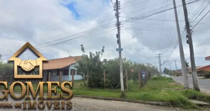 Bela casa ao lado do hospital, no centro de Tramandaí
