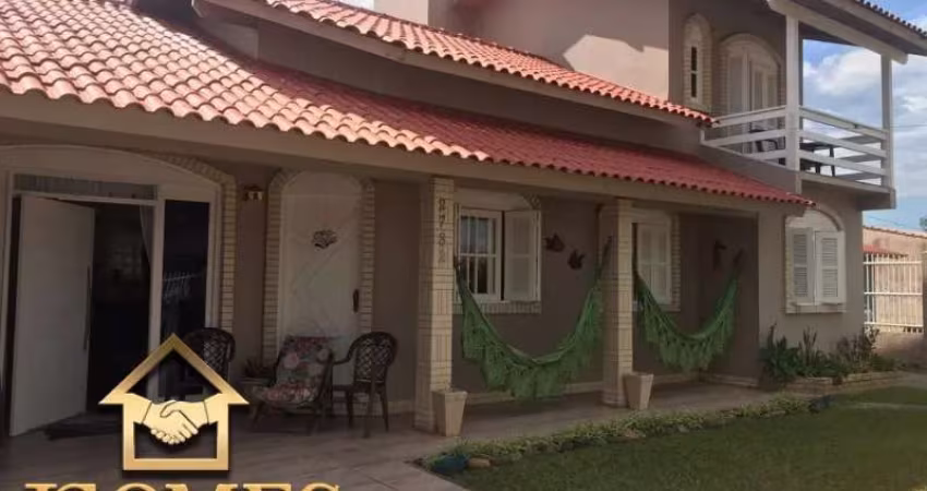 Ampla casa com terreno inteiro em Nova Tramandaí