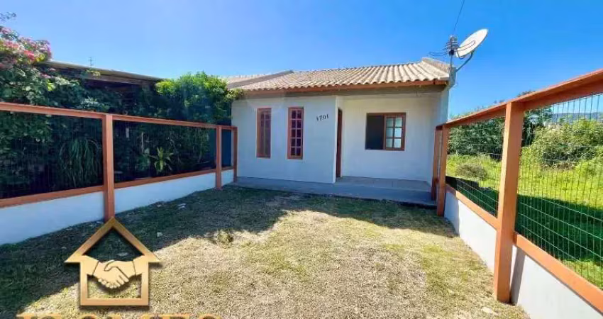 Linda casa de alvenaria ao lado da upa em Tramandaí próximo a mercado, padaria, farmácia e todo comercio local
