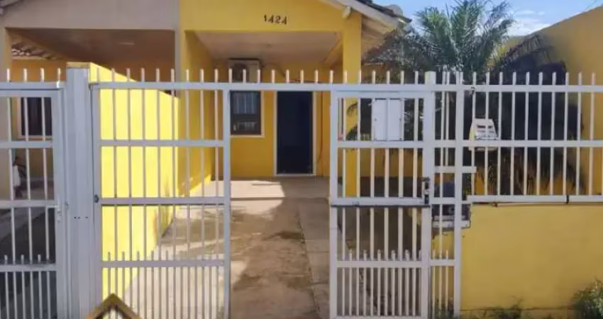 BELA CASA GEMINADA COM PISCINA EM TRAMANDAÍ