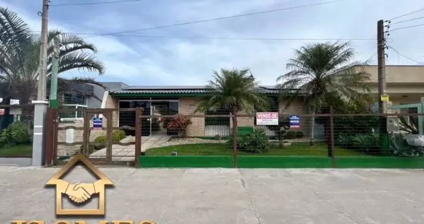 BELA CASA NO CENTRO E TRAMANDAÍ