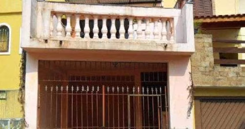 Sobrado com 3 quartos em Jardim Peri