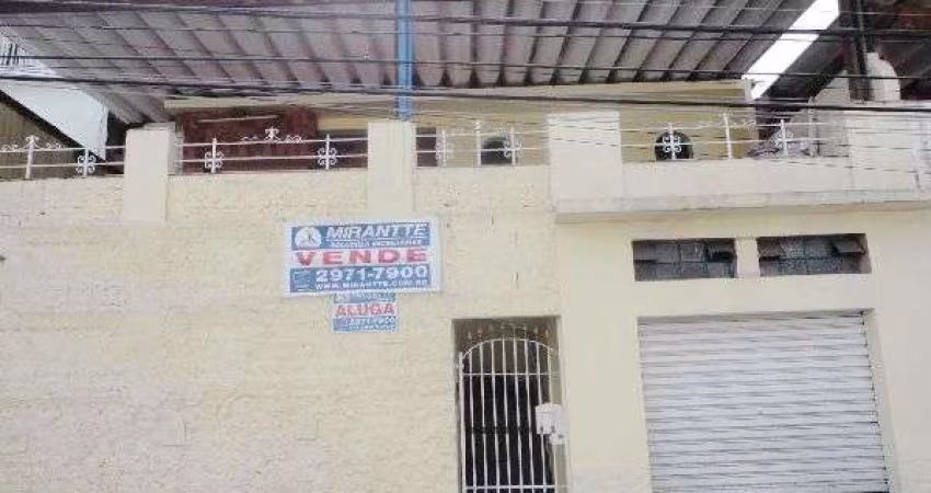 Sobrado de 210m² com 5 quartos em Água Fria