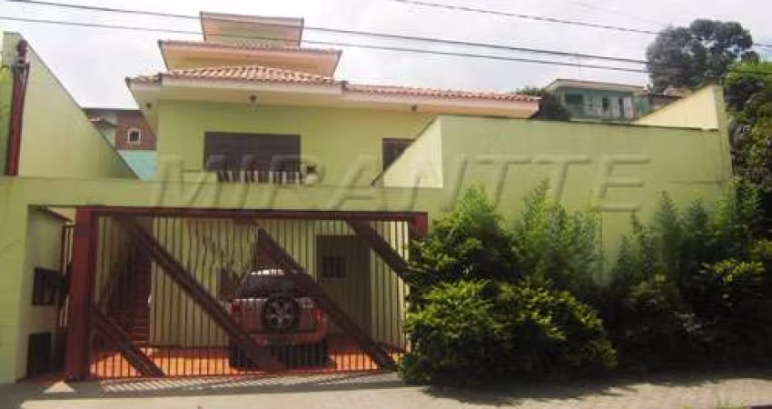 Sobrado de 250m² com 3 quartos em Jardim Guapíra