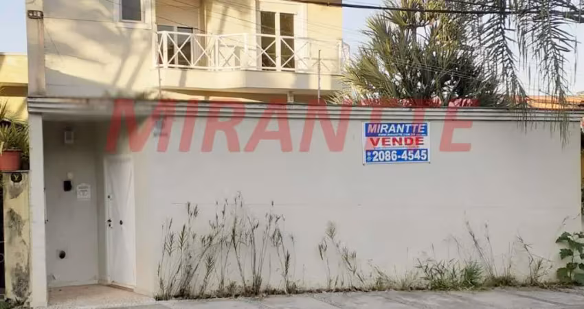 Sobrado de 311m² com 3 quartos em Vila Rosália