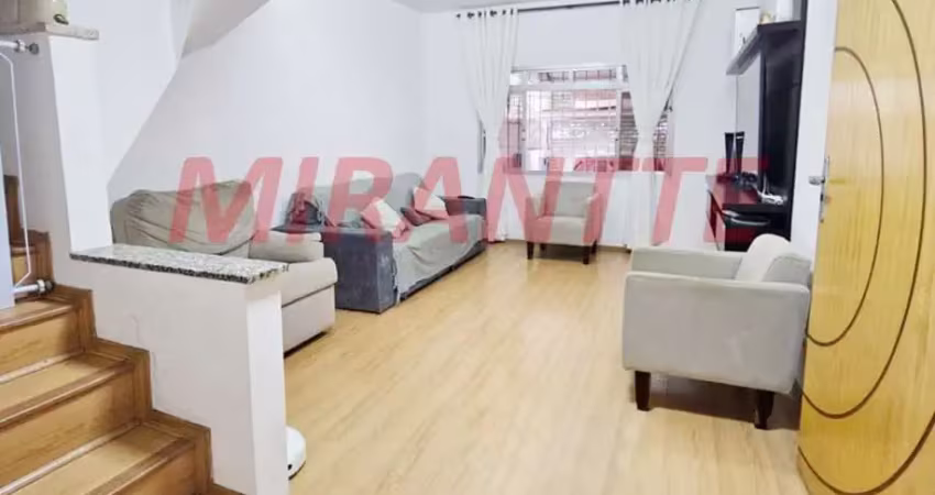 Sobrado de 200m² com 3 quartos em Conjunto Residencial Santa Terezinha