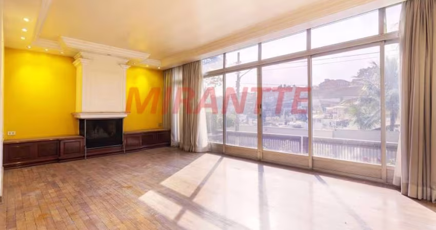 Sobrado de 442m² com 4 quartos em Jardim São Bento