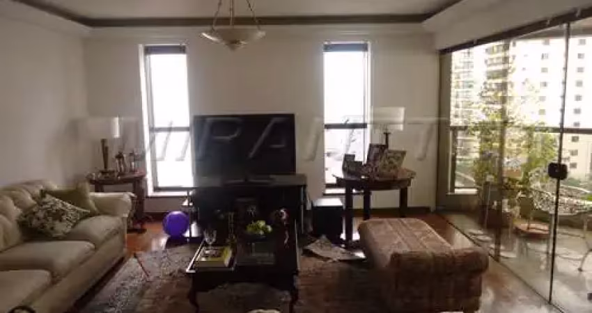 Apartamento de 267m² com 4 quartos em Santana