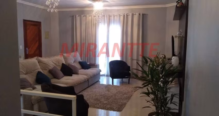Sobrado de 330m² com 5 quartos em Vila Santos
