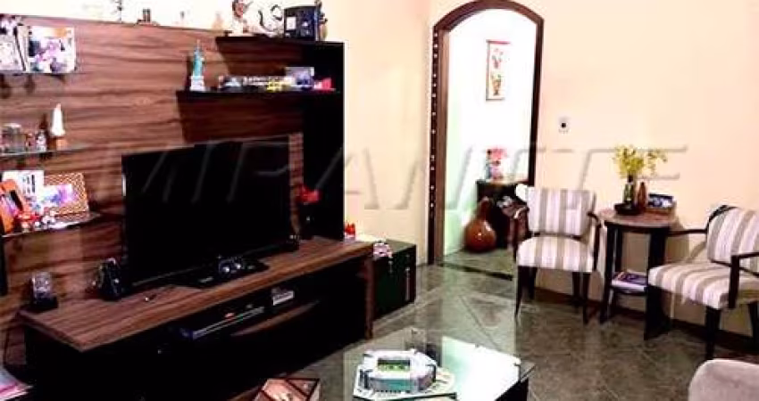 Sobrado de 212m² com 4 quartos em Jardim Santa Clara