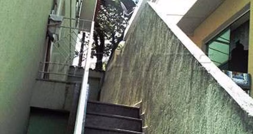 Sobrado de 185m² com 3 quartos em Vila Irmaos Arnoni