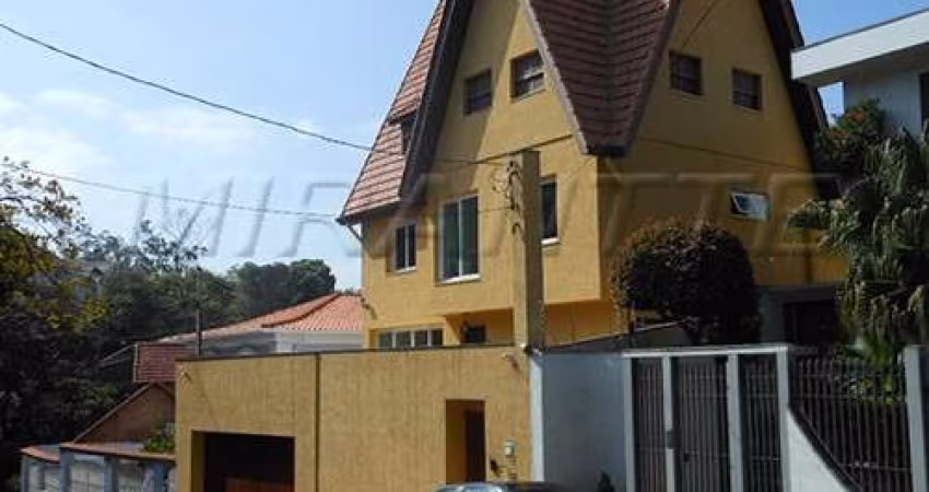 Sobrado de 373m² com 4 quartos em Jardim França
