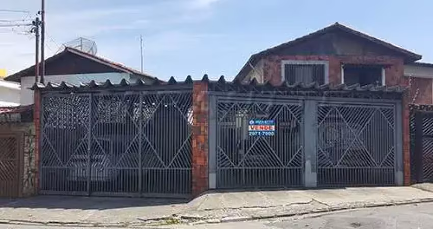 Sobrado de 100m² com 2 quartos em Cachoeirinha