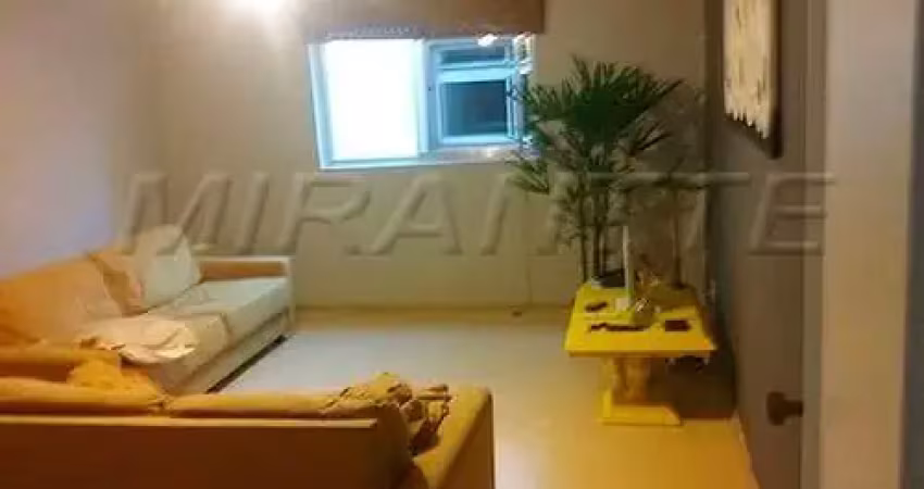 Apartamento de 74m² com 2 quartos em Vila Aurora
