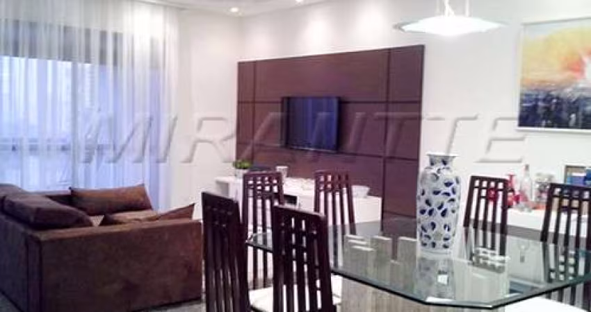 Apartamento de 350m² com 4 quartos em Anália Franco