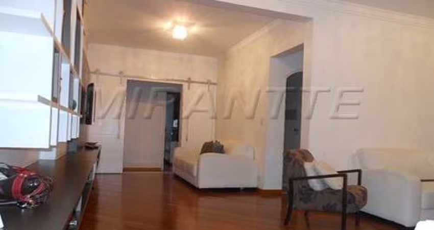 Sobrado de 171m² com 4 quartos em Casa Verde