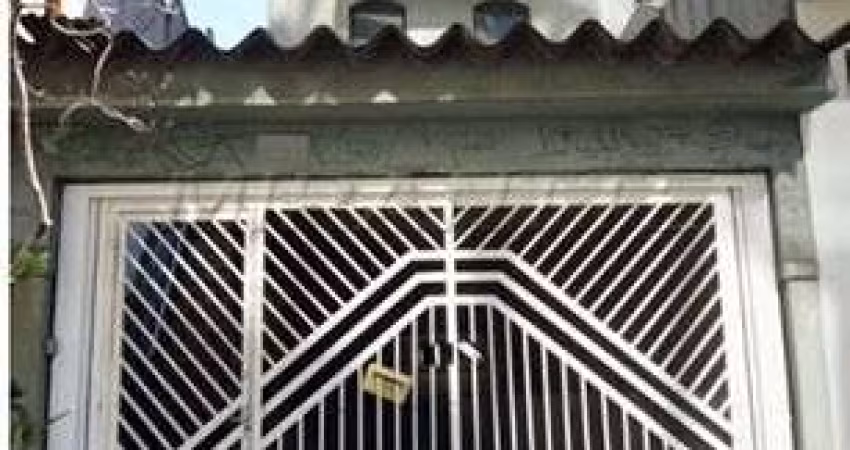 Sobrado de 211m² com 3 quartos em Santa Terezinha