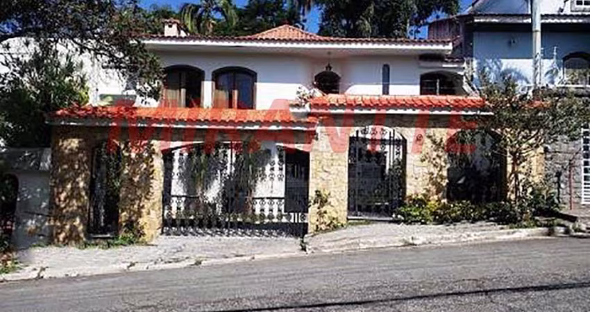 Casa terrea de 330m² com 4 quartos em Horto Florestal