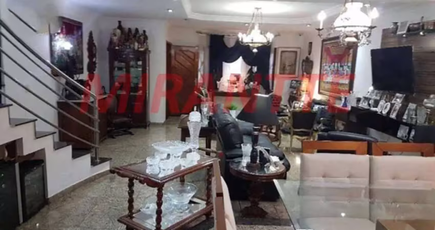 Casa com 3 quartos à venda na Avenida Doutor Carlos de Campos, Centro, Guarulhos