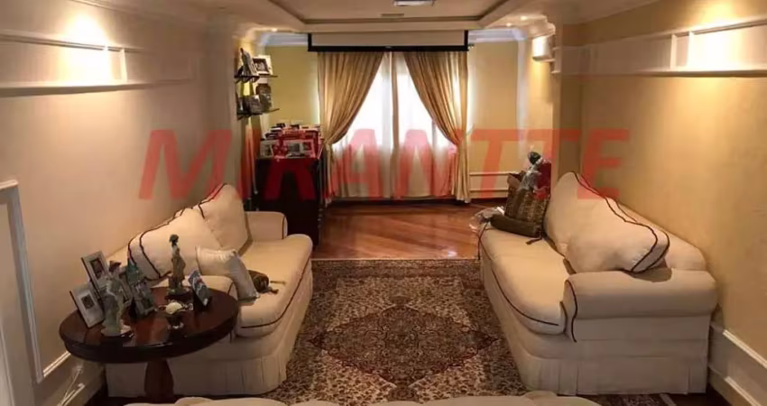 Sobrado de 750m² com 5 quartos em serra da cantareira