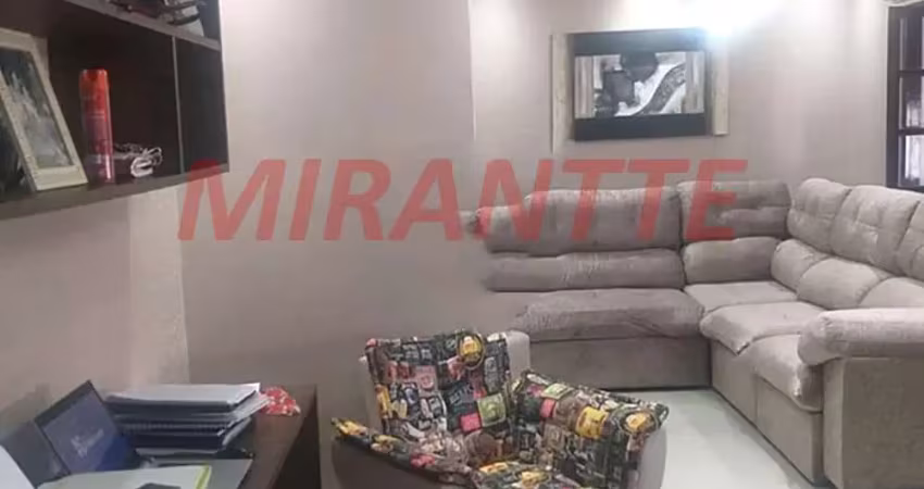 Casa com 5 quartos à venda na Rua Ouro Grosso, Parque Peruche, São Paulo