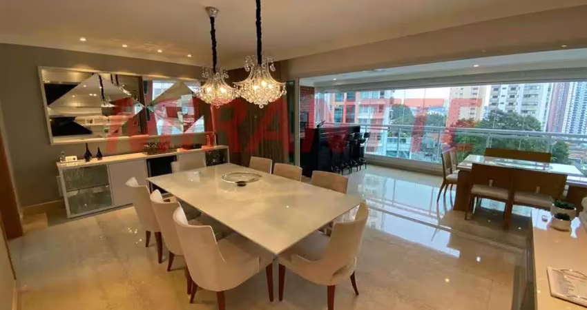 Apartamento de 280m² com 4 quartos em anália franco