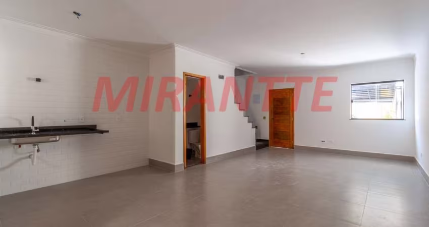 Sobrado de 110m² com 3 quartos em Santa Terezinha
