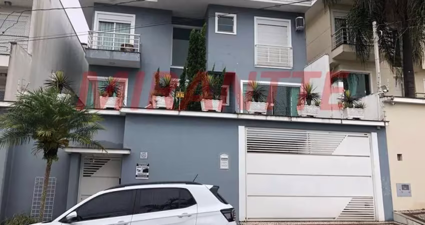 Sobrado de 334m² com 4 quartos em jardim entre serras