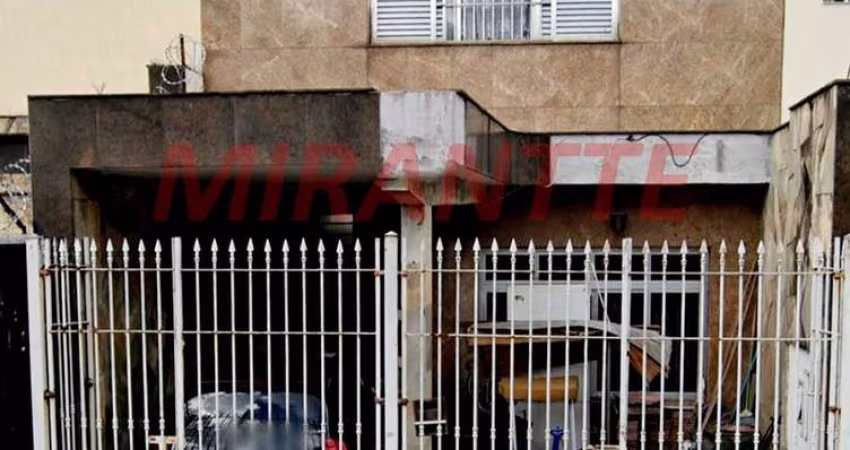 Sobrado de 351m² com 6 quartos em Parque Novo Mundo