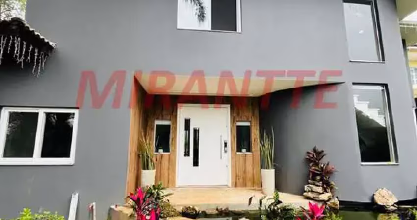 Sobrado de 495m² com 4 quartos em serra da cantareira