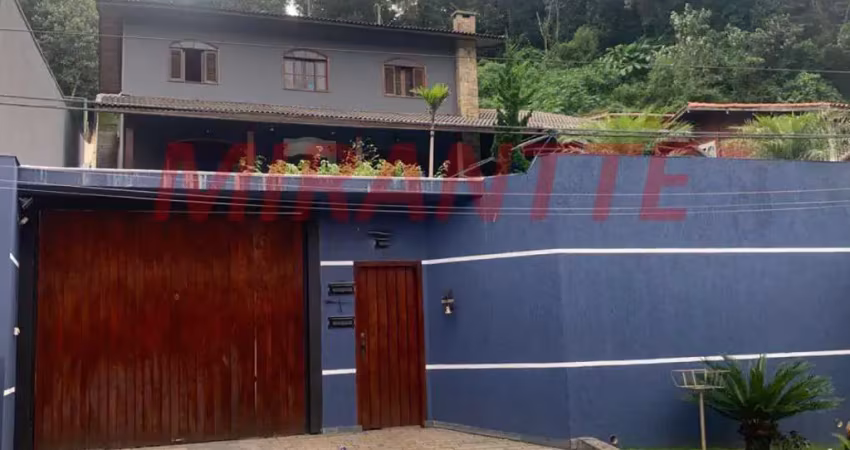 Sobrado de 600m² com 3 quartos em serra da cantareira