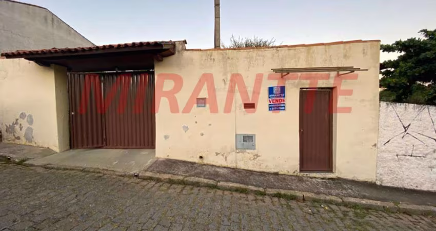Casa terrea de 290m² com 4 quartos em Centro - Mairiporã