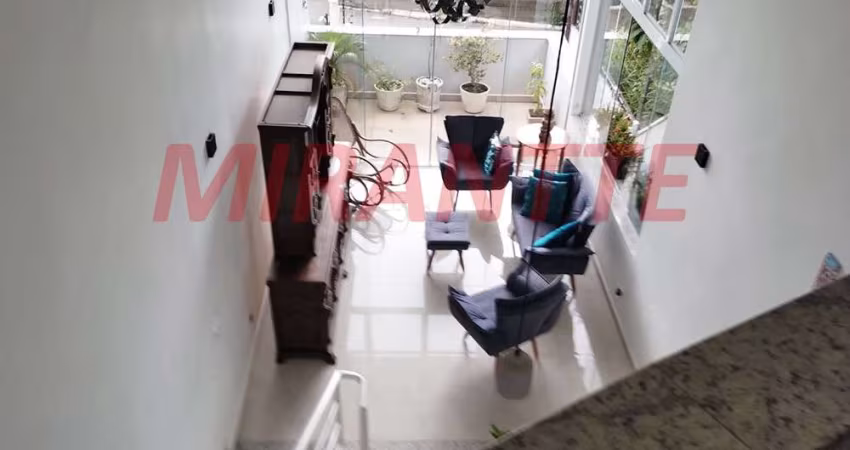 Sobrado de 210m² com 3 quartos em Horto Florestal