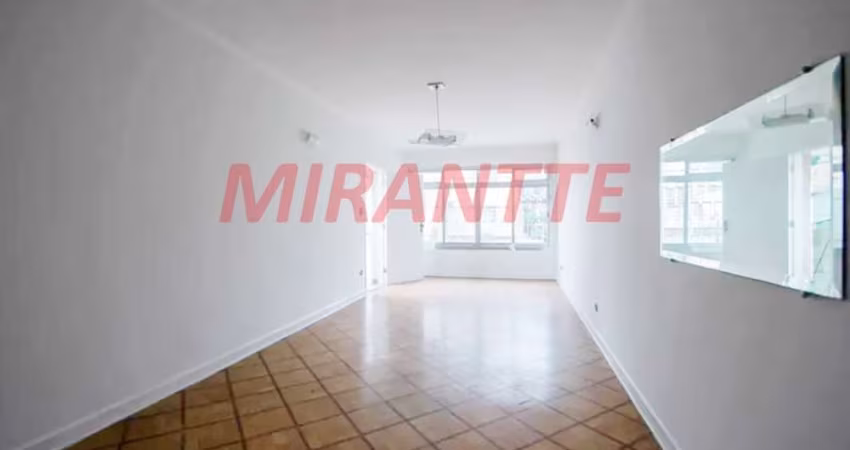 Sobrado de 174m² com 3 quartos em Santana
