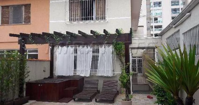 Sobrado de 236m² com 3 quartos em Mandaqui